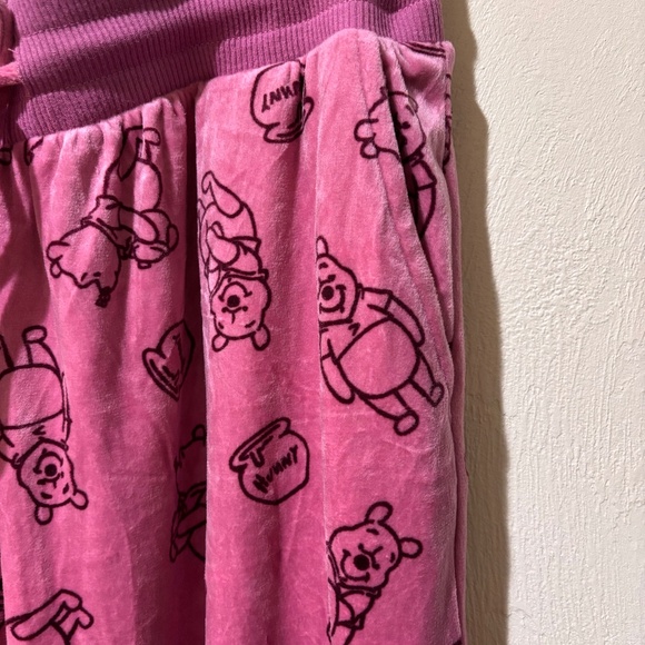 Disney Winnie the Pooh Lounge Set – Women’s Small - Picture 4 of 5